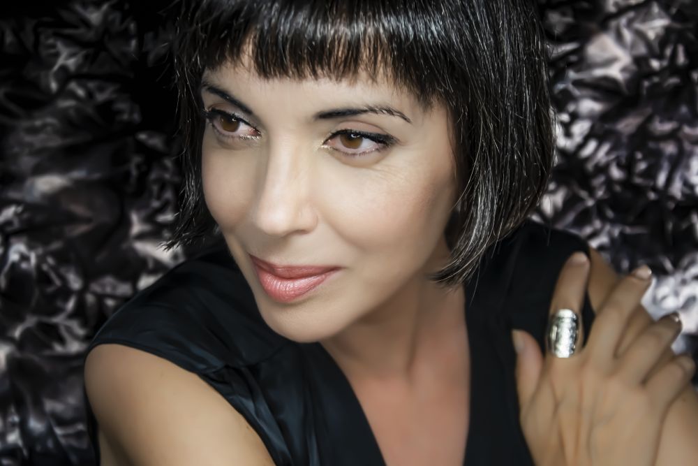 Trianon Viviani, prossimo week end con la musica di Teresa Salgueiro e la comicità  di Veronica Mazza - News Express